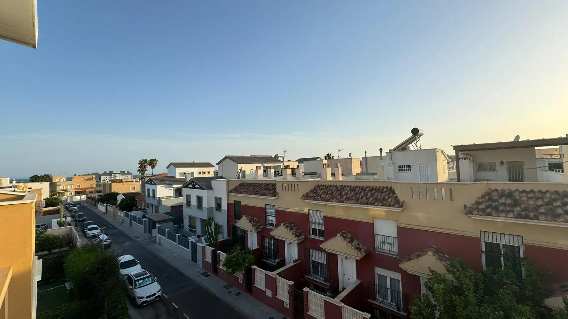 Guest house Tokyo Rooms Los Genoveses Habitacion Premium Con Bano Privado Almeria